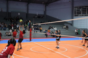 Foto - CAMPEONATO MUNICIPAL DE VÔLEI FEMININO 