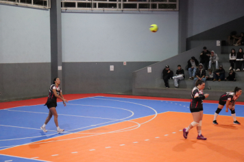 Foto - CAMPEONATO MUNICIPAL DE VÔLEI FEMININO 