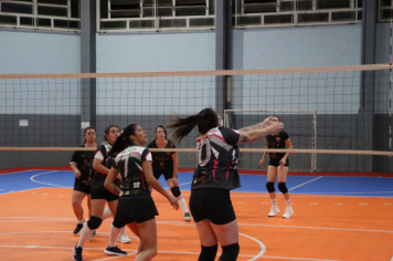 Foto - CAMPEONATO MUNICIPAL DE VÔLEI FEMININO 