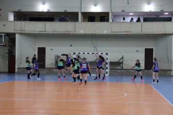 Foto - CAMPEONATO MUNICIPAL DE HANDEBOL FEMININO