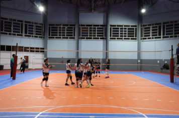 Foto - CAMPEONATO MUNICIPAL DE VÔLEI FEMININO 