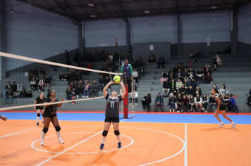 Foto - CAMPEONATO MUNICIPAL DE VÔLEI FEMININO 