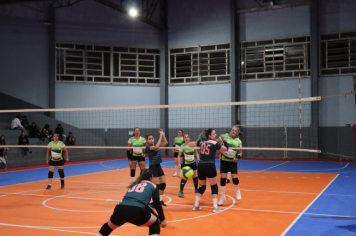 Foto - CAMPEONATO MUNICIPAL DE VÔLEI FEMININO 