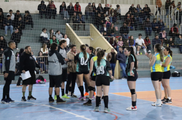Foto - CAMPEONATO MUNICIPAL DE HANDEBOL FEMININO