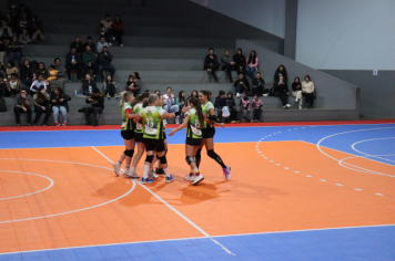 Foto - CAMPEONATO MUNICIPAL DE VÔLEI FEMININO 