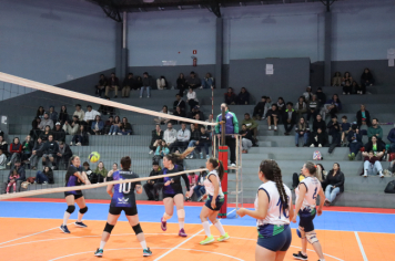 Foto - CAMPEONATO MUNICIPAL DE VÔLEI FEMININO 