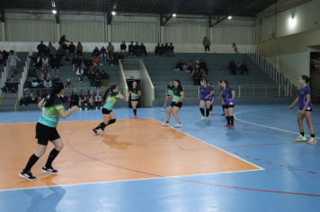 Foto - CAMPEONATO MUNICIPAL DE HANDEBOL FEMININO