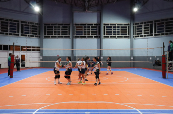 Foto - CAMPEONATO MUNICIPAL DE VÔLEI FEMININO 