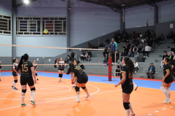 Foto - CAMPEONATO MUNICIPAL DE VÔLEI FEMININO 