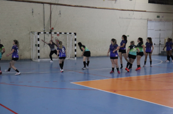 Foto - CAMPEONATO MUNICIPAL DE HANDEBOL FEMININO