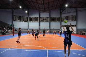 Foto - CAMPEONATO MUNICIPAL DE VÔLEI FEMININO 