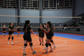 Foto - CAMPEONATO MUNICIPAL DE VÔLEI FEMININO 