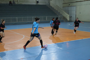 Foto - CAMPEONATO POPULAR MUNICIPAL DE FUTSAL FEMININO
