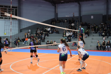 Foto - CAMPEONATO MUNICIPAL DE VÔLEI FEMININO 