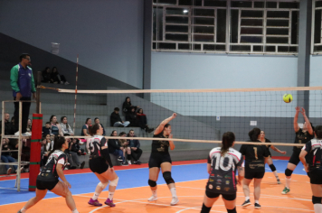Foto - CAMPEONATO MUNICIPAL DE VÔLEI FEMININO 
