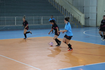 Foto - CAMPEONATO POPULAR MUNICIPAL DE FUTSAL FEMININO