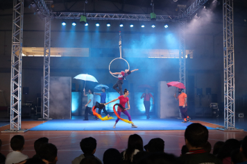 Projeto “Circo na Escola” encanta mais de 2 mil crianças e adolescentes em Piraí do Sul