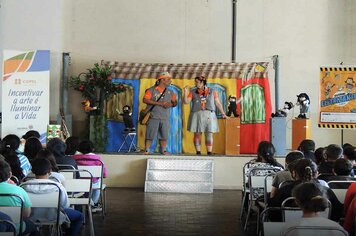 Piraí do Sul recebeu apresentações gratuitas do Espetáculo Histórias Eletrizantes