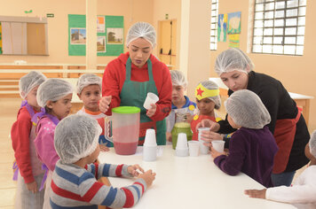 Equipe de UBS trabalha saúde nutricional com crianças da escola Odette
