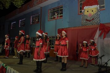 II Cantata de Natal foi realizada na Escola Pirahy