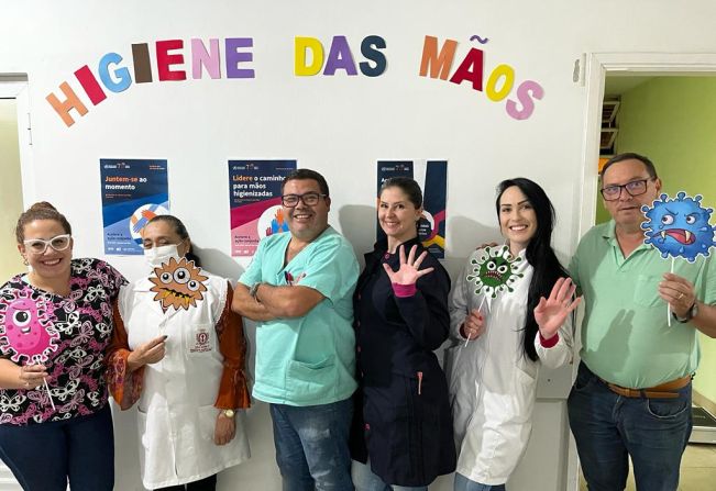 Secretaria Municipal de Saúde e Hospital Santo Antônio promovem Ação do Dia Mundial de Higiene das Mãos