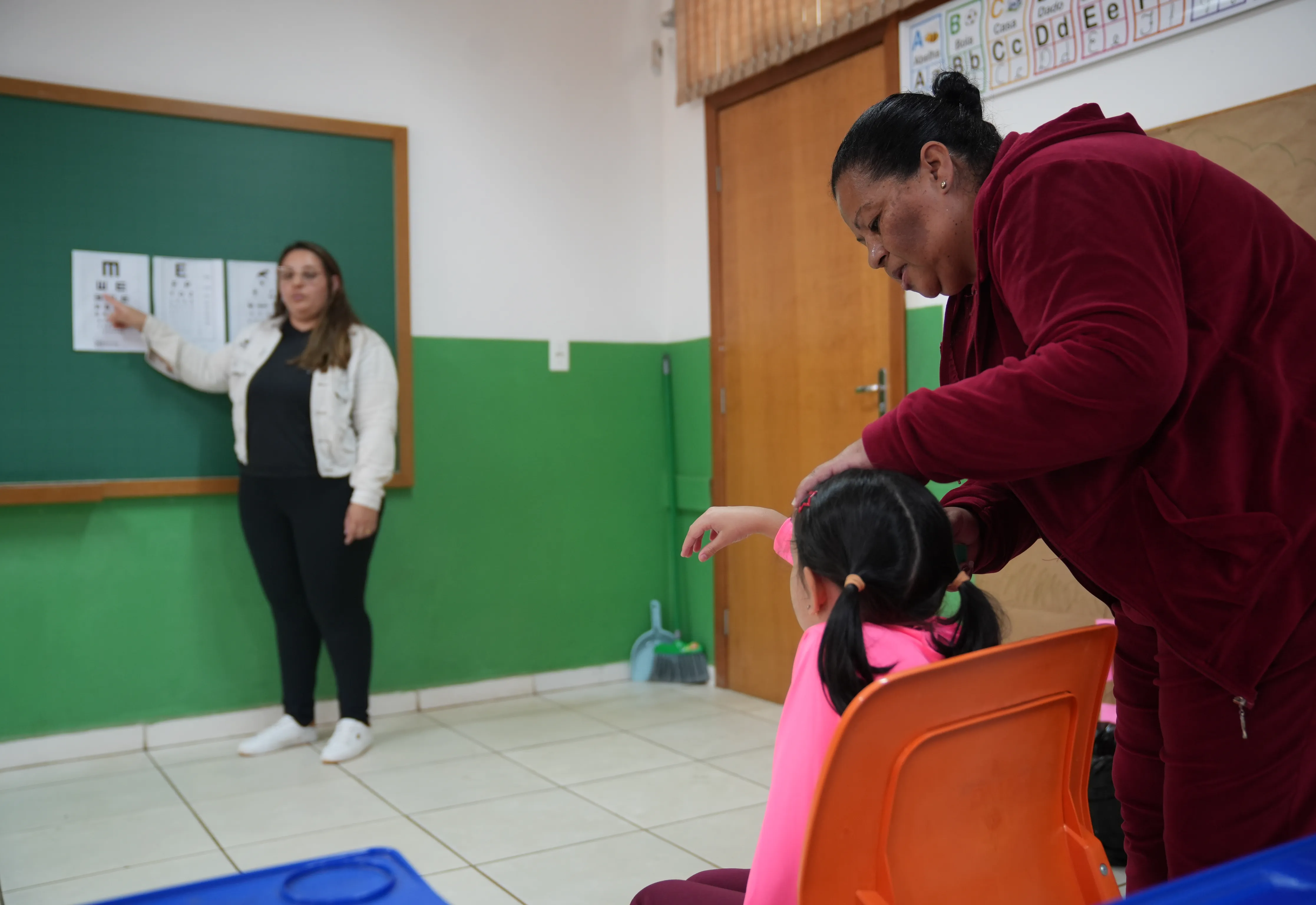 Vendo e Aprendendo: Prefeitura inicia nova etapa de testes de visão em alunos da rede municipal