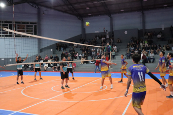 Foto - CAMPEONATO MUNICIPAL DE VÔLEI MASCULINO