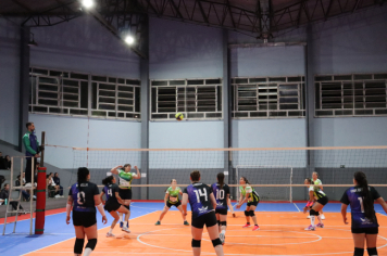 Foto - CAMPEONATO MUNICIPAL DE VÔLEI FEMININO 