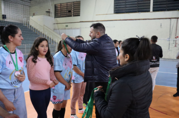 Foto - PREMIAÇÃO CAMPEONATO POPULAR MUNICIPAL DE FUTSAL FEMININO