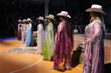 Foto - CONCURSO DA RAINHA DO 4º PIRAÍ RODEO FEST!