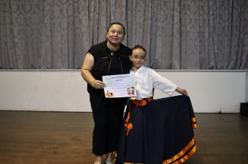 Foto - FORMAÇÃO DOS ALUNOS DE DANÇA GAÚCHA