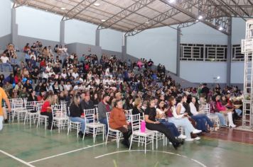 Foto - Concurso elege Rainha, 1ª e 2ª Princesas do II Piraí Rodeo Fest