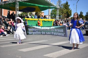 Foto - Desfile Cívico -  Comemoração do Bicentenário da Independência do Brasil 