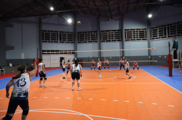Foto - CAMPEONATO MUNICIPAL DE VÔLEI FEMININO 