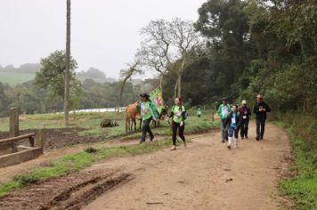 Foto - 1ª Caminhada Internacional no Circuito Cerro da Onça de Piraí do Sul foi sucesso