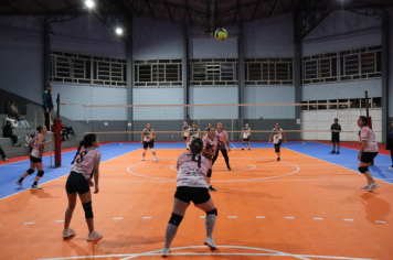 Foto - CAMPEONATO MUNICIPAL DE VÔLEI FEMININO 