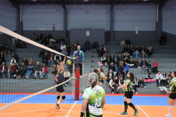 Foto - CAMPEONATO MUNICIPAL DE VÔLEI FEMININO 