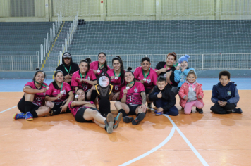 Foto - PREMIAÇÃO CAMPEONATO POPULAR MUNICIPAL DE FUTSAL FEMININO