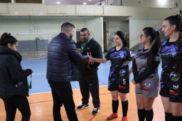Foto - PREMIAÇÃO CAMPEONATO POPULAR MUNICIPAL DE FUTSAL FEMININO