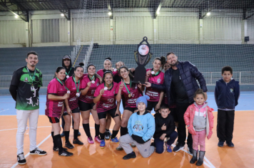 Foto - PREMIAÇÃO CAMPEONATO POPULAR MUNICIPAL DE FUTSAL FEMININO