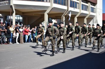 Foto - Desfile Cívico -  Comemoração do Bicentenário da Independência do Brasil 