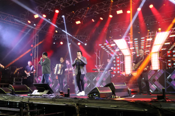 Foto - 4º Piraí Rodeo Fest - Gian e Giovani