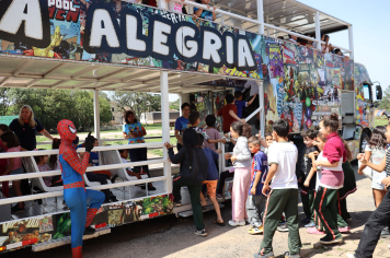 Foto - CARRETA DA ALEGRIA DIA DAS CRIANÇAS - 16/10