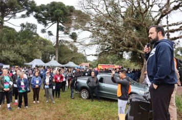 Foto - 1ª Caminhada Internacional no Circuito Cerro da Onça de Piraí do Sul foi sucesso