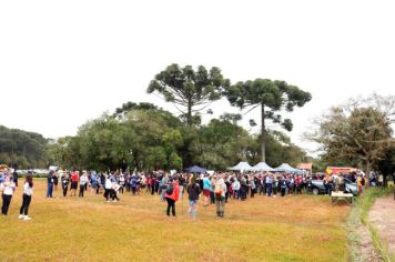 Foto - 1ª Caminhada Internacional no Circuito Cerro da Onça de Piraí do Sul foi sucesso