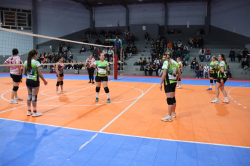 Foto - CAMPEONATO MUNICIPAL DE VÔLEI FEMININO 