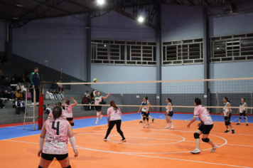 Foto - CAMPEONATO MUNICIPAL DE VÔLEI FEMININO 