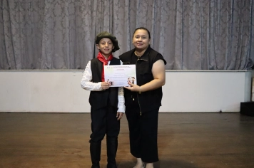 Foto - FORMAÇÃO DOS ALUNOS DE DANÇA GAÚCHA