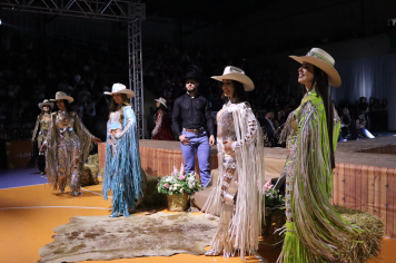 Foto - CONCURSO DA RAINHA DO 4º PIRAÍ RODEO FEST!
