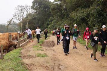 Foto - 1ª Caminhada Internacional no Circuito Cerro da Onça de Piraí do Sul foi sucesso